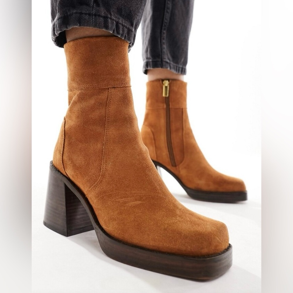 ASOS DESIGN Wide Fit Region Tan Suede Mid-Heel Platform Ankle Boots